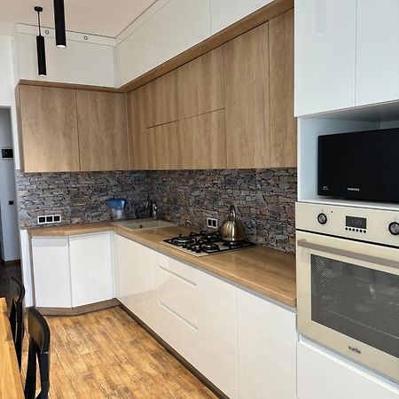 Жк Great Britain Apartment 리비프 외부 사진