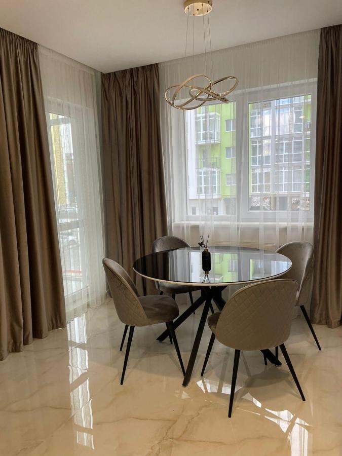 Жк Great Britain Apartment 리비프 외부 사진