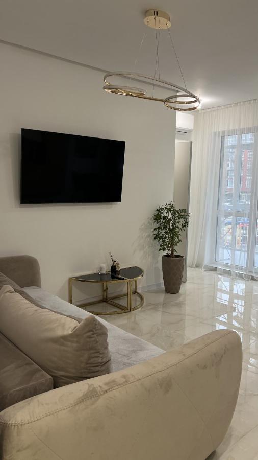 Жк Great Britain Apartment 리비프 외부 사진