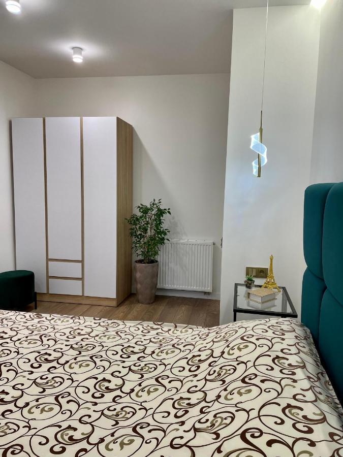 Жк Great Britain Apartment 리비프 외부 사진