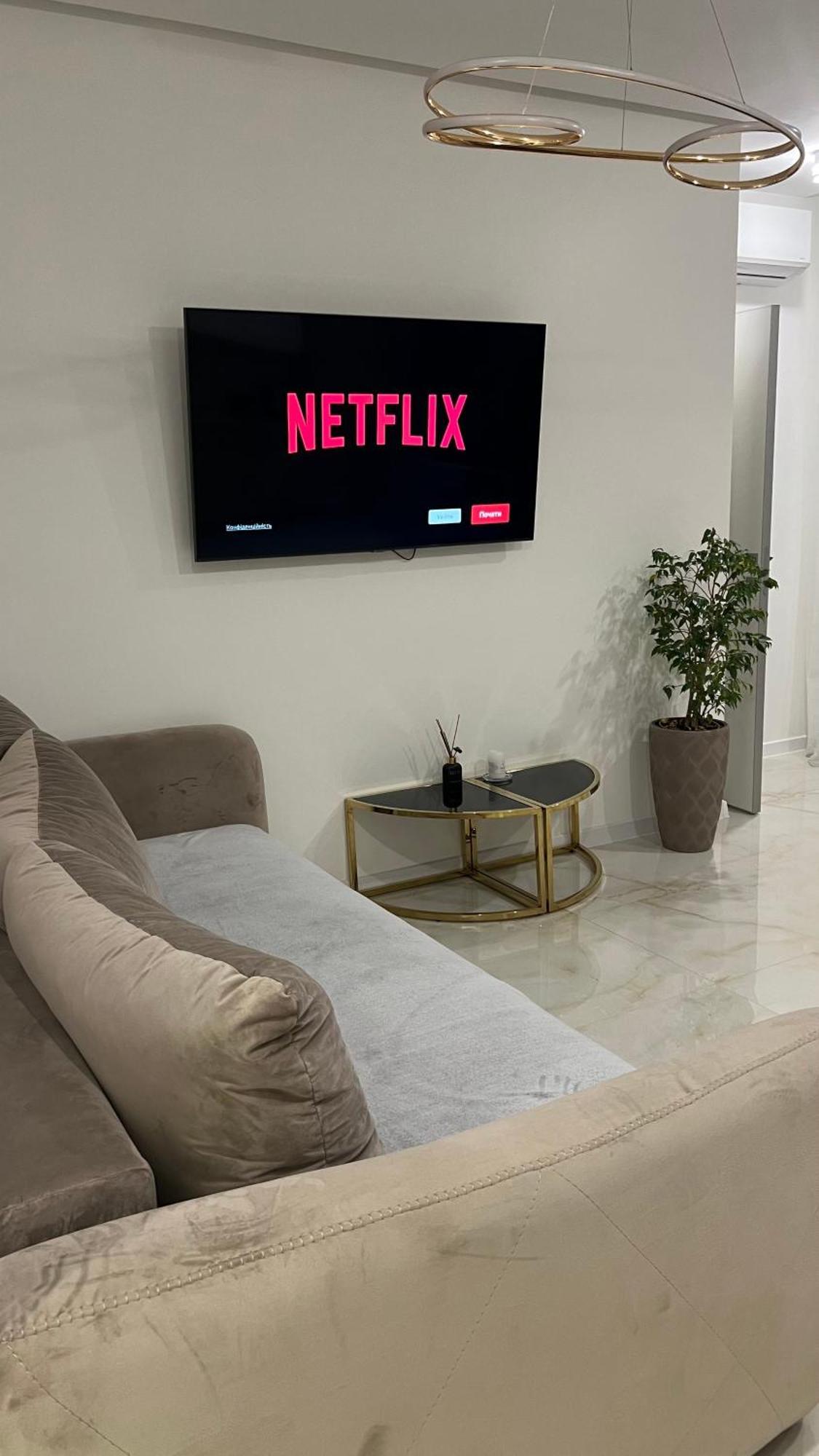Жк Great Britain Apartment 리비프 외부 사진