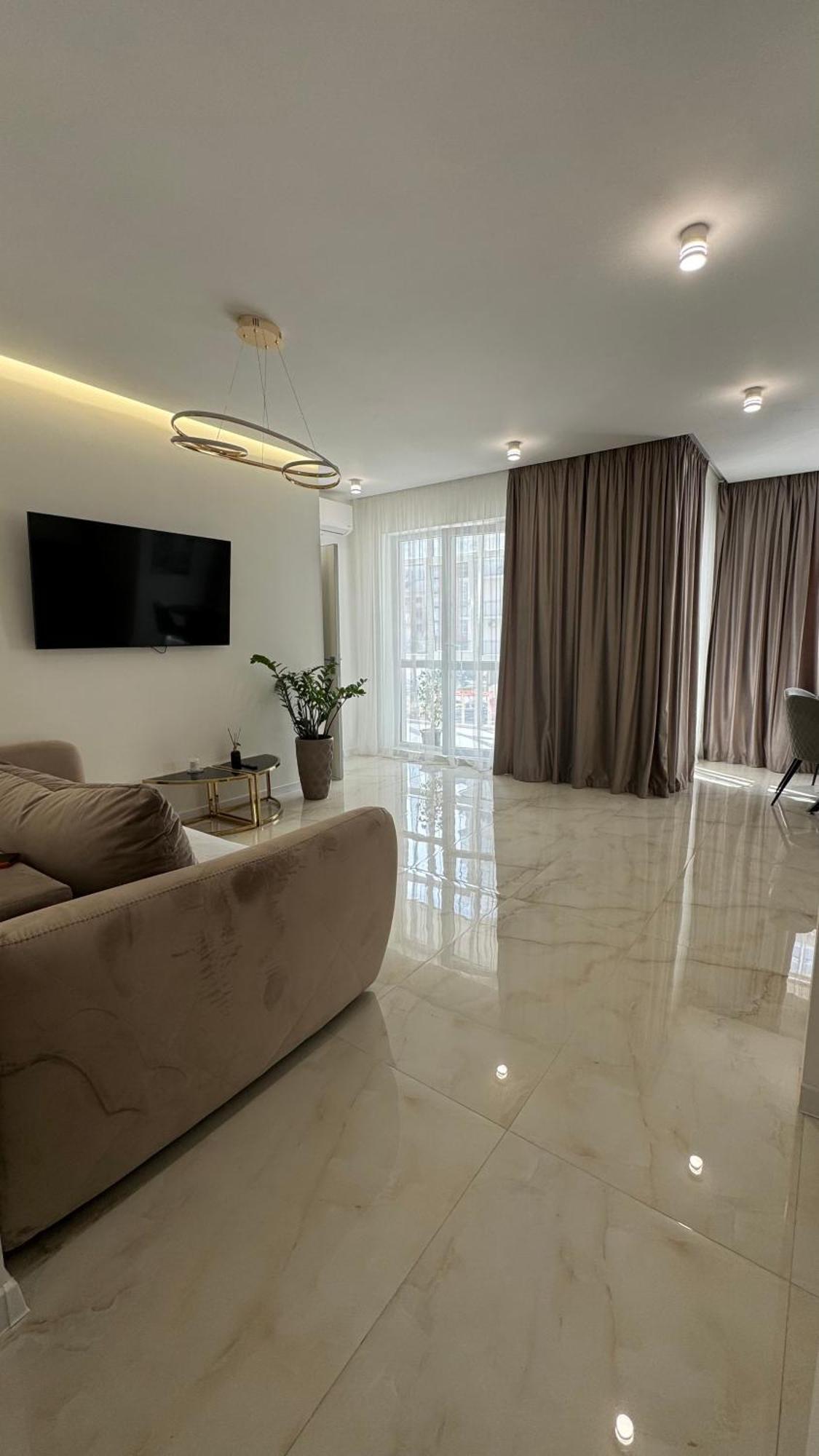 Жк Great Britain Apartment 리비프 외부 사진