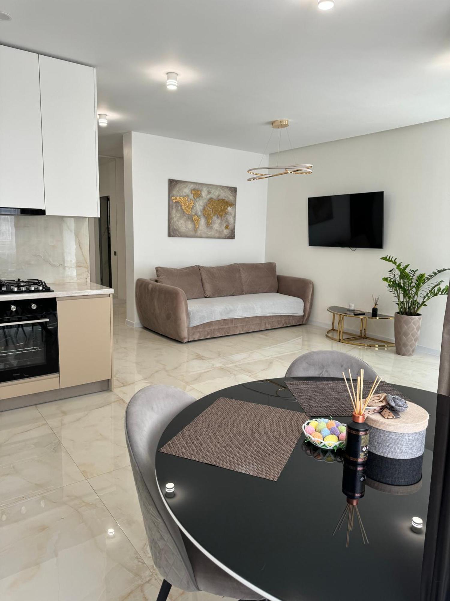 Жк Great Britain Apartment 리비프 외부 사진